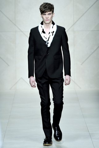 Burberry Prorsum / - 2011-2012